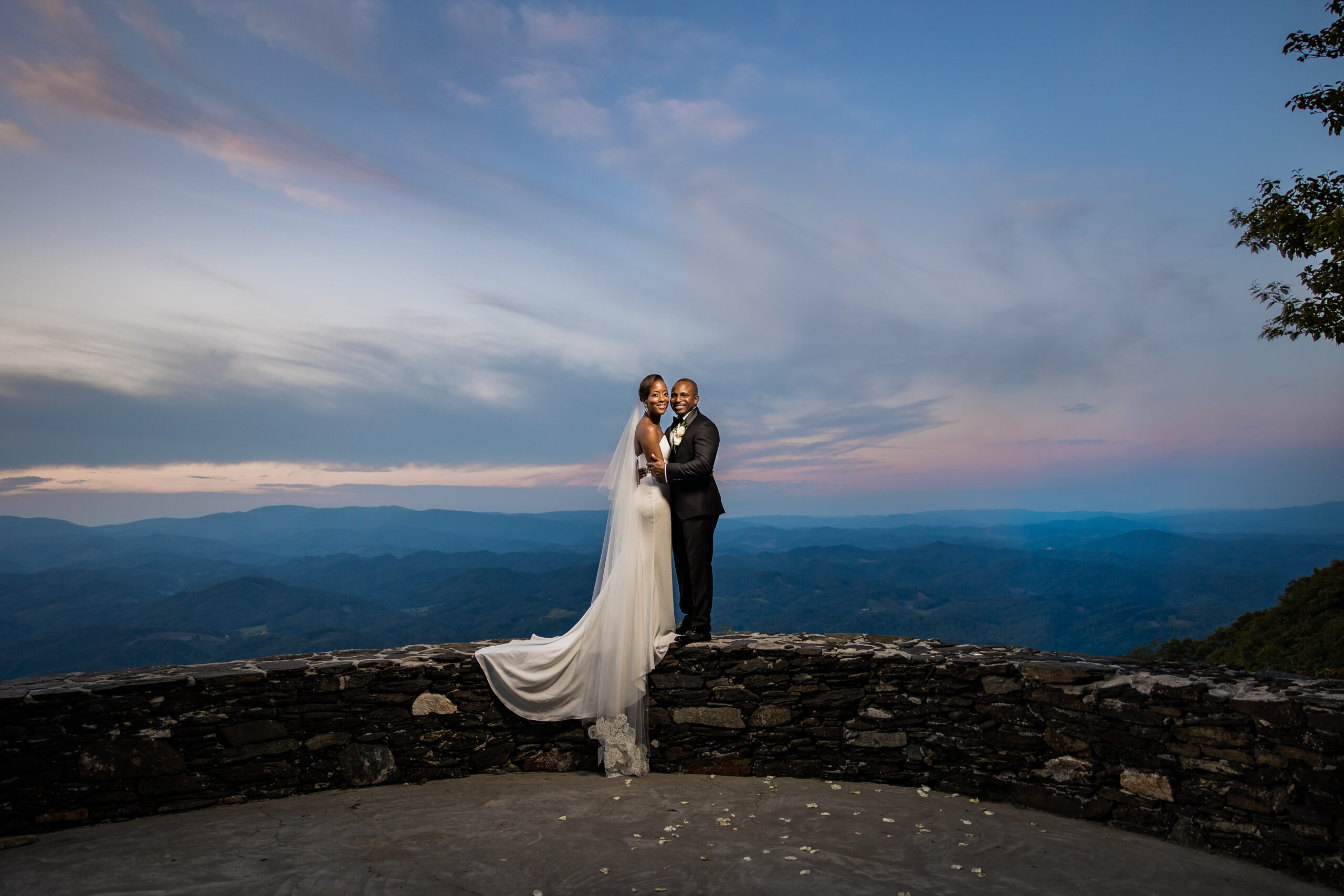 British Architecture Inspired Blue Ridge Mountain Wedding | Mountainside Bride