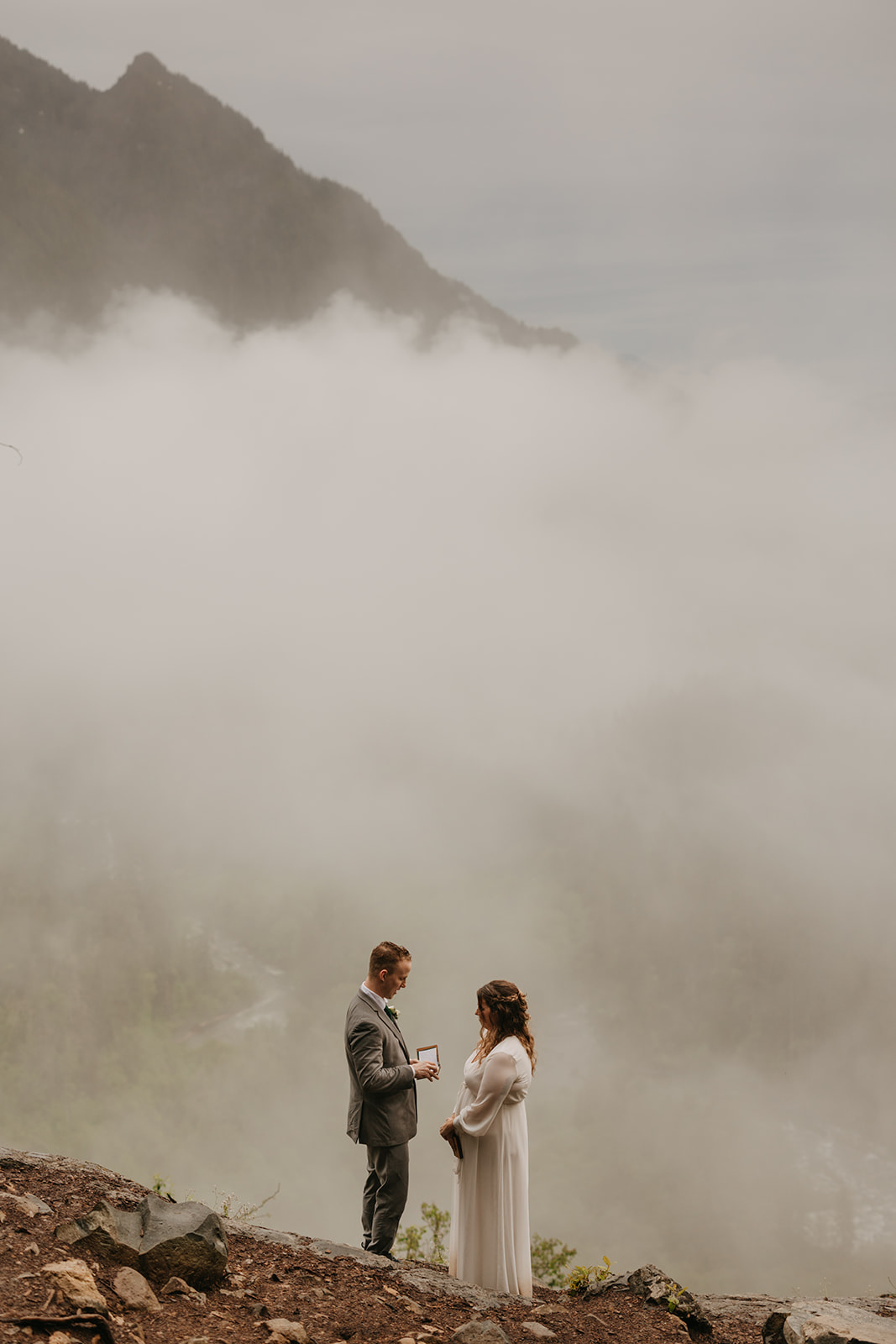 Whimsical Romance in a Rainy PNW Elopement | Mountainside Bride